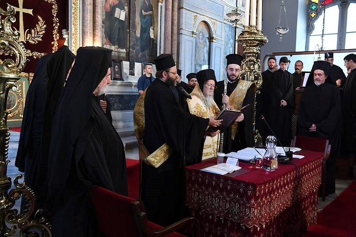 The adoption by the Synod of the Patriarchate of Constantinople of the decision to remove the sanctions and the recognition of the UOC-KP and the UAOC.