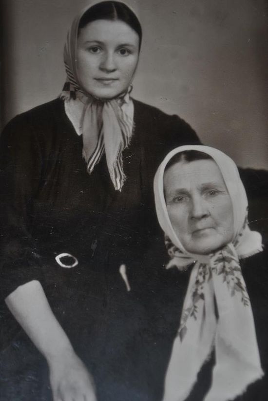 With her mother in Kiev during the Khrushchev persecutions, 1965