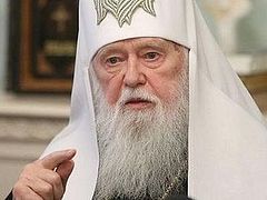 First session of schismatic Synod appoints the suddenly-recovered Philaret Denisenko as bishop of Kiev