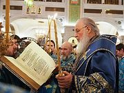 В канун праздника Сретения Господня Святейший Патриарх Кирилл совершил всенощное бдение в Сретенском монастыре