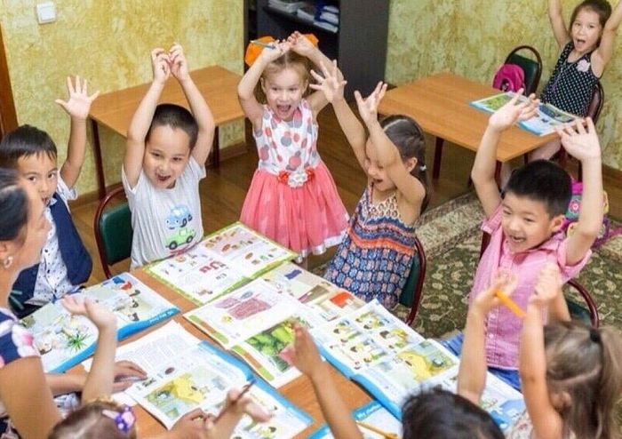 Церковь открыла в Москве бесплатную школу русского языка для детей мигрантов