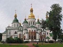 Ukrainian Ministry of Culture gives permission for Uniates to serve in ancient Orthodox church, Philaret Denisenko worries the Kremlin will stage provocations