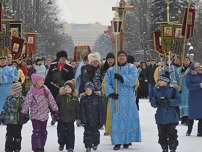 В Петербурге пройдёт самый многочисленный крестный ход «За трезвую жизнь!» / Православие.Ru