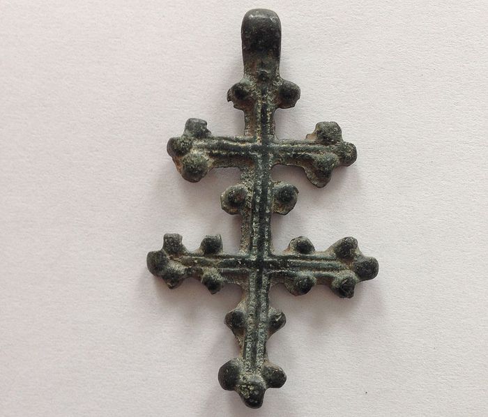 Нательный крест прибалтийского происхождения. XIV век