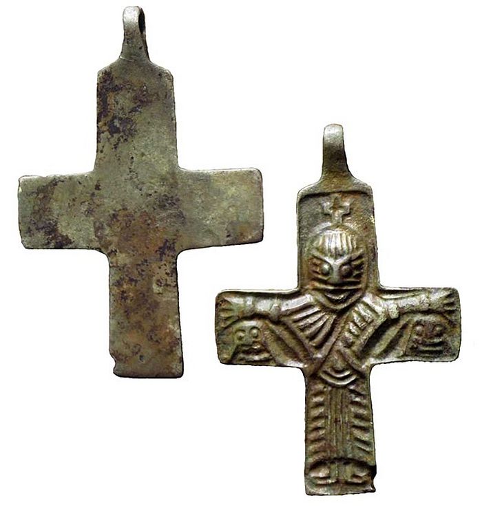 Древнейший крест «скандинавского типа» с Распятием