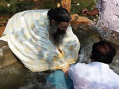 47 Protestant pastors, 350 people baptized into holy Orthodoxy in India