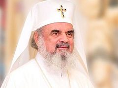 40 Patriarch Daniel Quotes for the Lenten Season