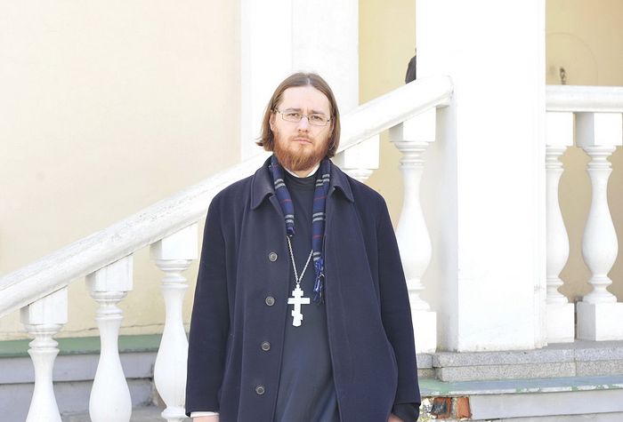 Священник Павел Ермилов