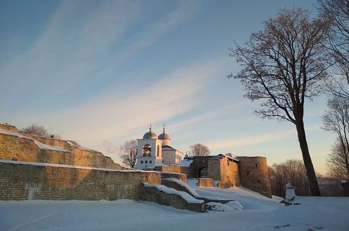 Историю сельских храмов и их роль в образовательно-культурной жизни России обсудят на конференции в Изборске