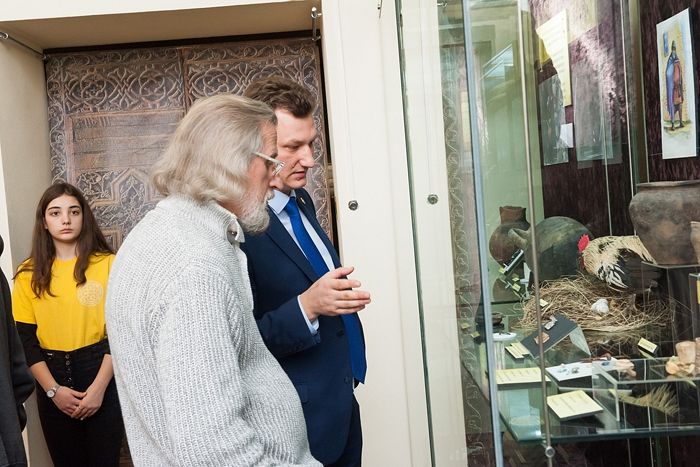 Уникальному христианскому кварталу золотоордынского Укека посвятили выставку в Саратове