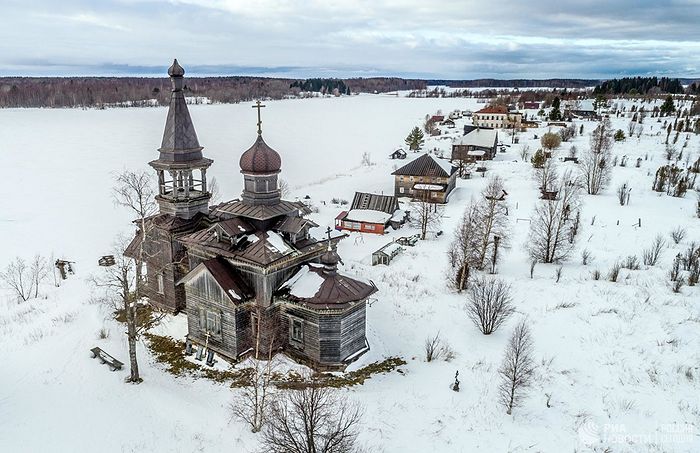 Церковь Иоанна Предтечи в деревне Леликово в Медвежьегорском районе