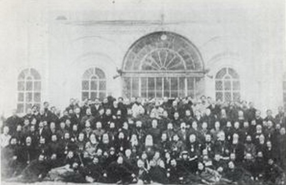 Delegates of the first All-Ukrainian Council of the UAOC-L in front of St. Sophia Cathedral in Kiev, October 1921