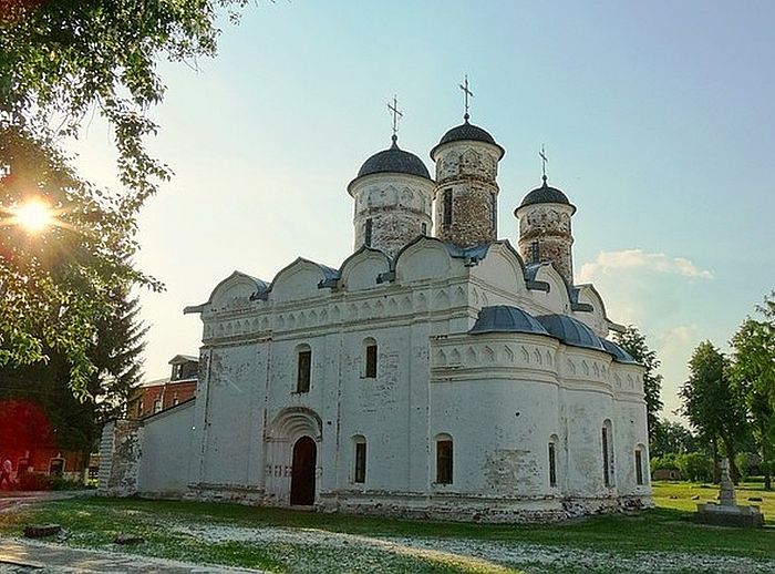 Ризоположенский храм Покровского женского монастыря