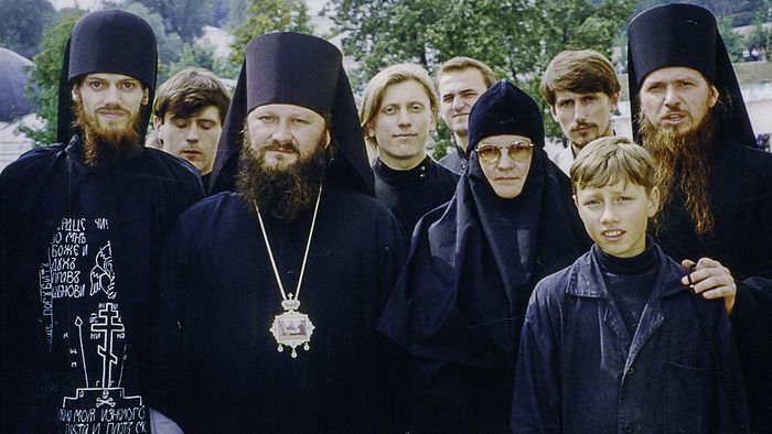 Abbot of the Kiev Caves Lavra Metropolitan Pavel and Schema-Archdeacon Stephen (left).