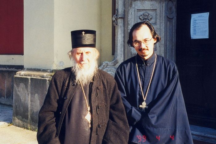 С епископом Даниилом в Сентэндре. 1999