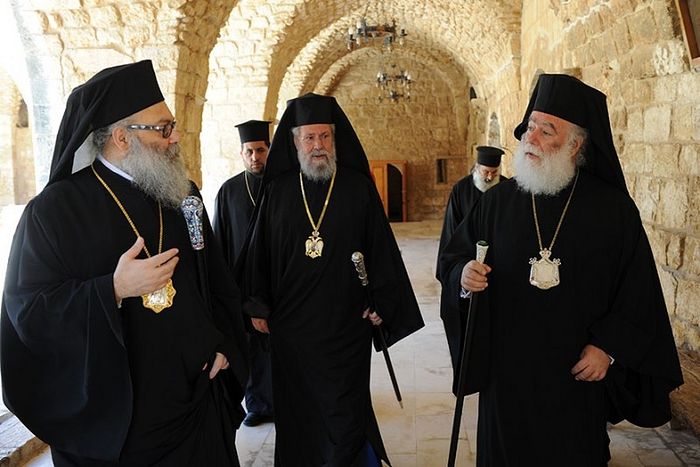 Patriarch John of Antioch (left), Archbishop Chrysostomos of Cyprus (center), Patriarch Theodoros of Alexandria (right). Photo: Romfea