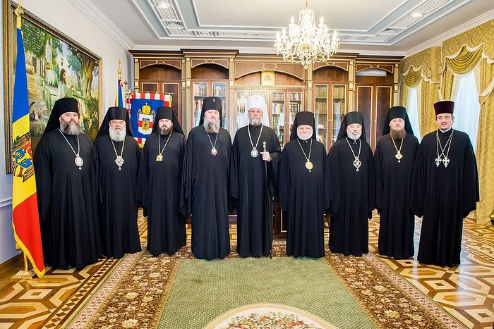 Синод Православной Церкви Молдовы заявил о глубокой обеспокоенности в связи с преследованием духовенства и паствы Украинской Православной Церкви