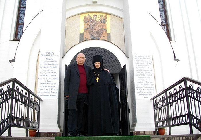 Создатели монастыря ,,Всецарица,, - иг. Неонилла и сын ее, врач-онколог и ктитор обители Юрий Дудик