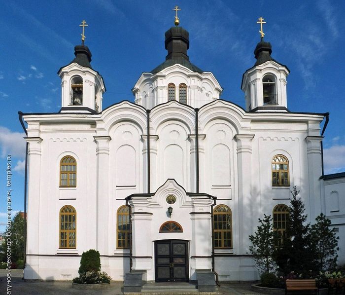 Спасский храм Ново-Тихвинского монастыря
