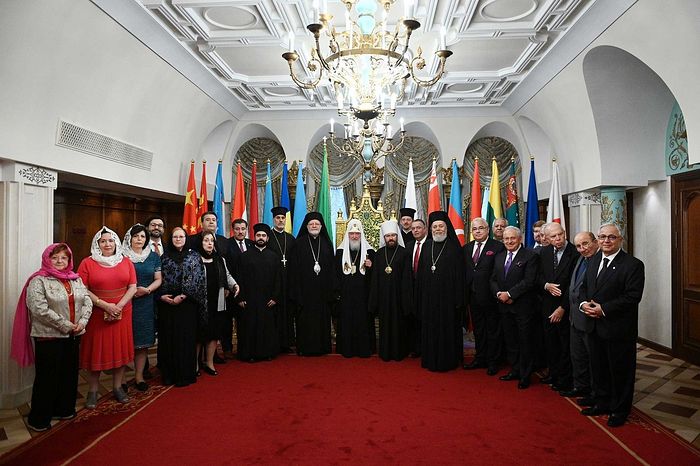 The Antiochian delegation with Pat. Kirill. Photo: patriarchia.ru