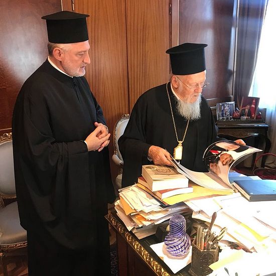 Архиепископ Элпидофор и патриарх Варфоломей