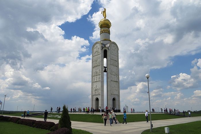 Памятник Победы на Прохоровском поле