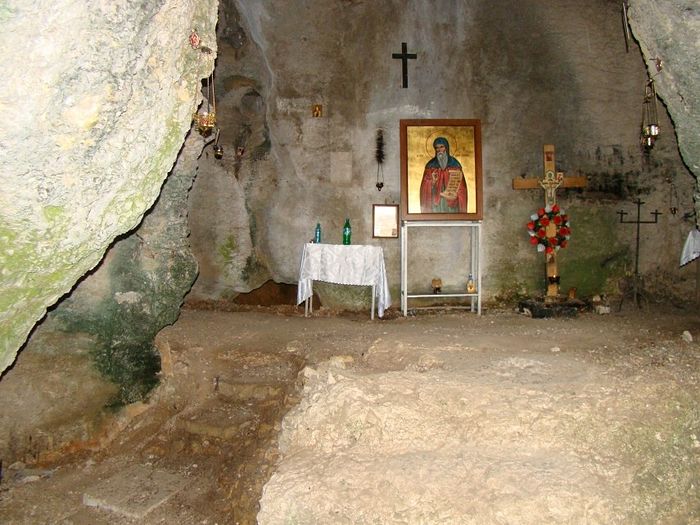 Пещера прп. Иоанна Кассиана
