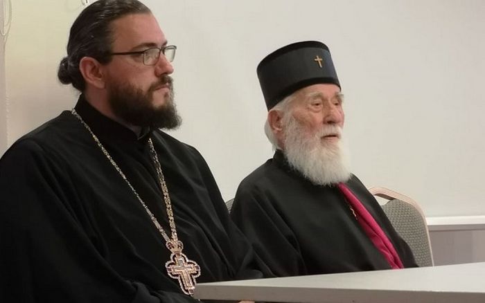 “Archimandrite” Boris Bojovic with “Metropolitan” Mihailo of the schismatic Montenegrin church. Photo: portalanalitika.me