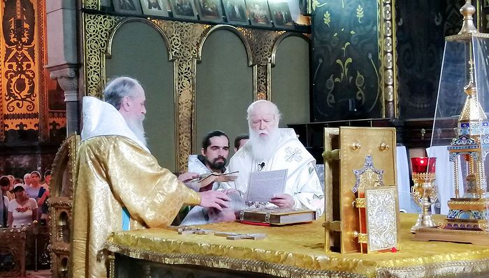 Philaret and Joasaph of Belgorod “consecrate” Andrei Marutsak as “Bishop” of Vasilkovsky. Photo: Faceboook