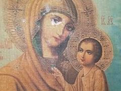 Copy of wonderworking icon streams myrrh in Ukrainian Lviv Diocese