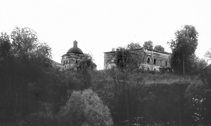 Так выглядел Георгиевский Мещовский монастырь во времена запустения