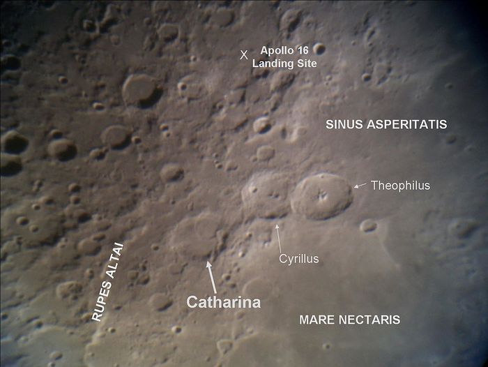 Catherina crater. Photo: EricandHolli, Wikipedia.