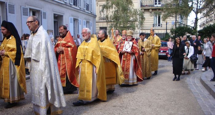 Духовенство и верующие приходов русской традиции в Западной Европе. Фото: cathedrale-orthodoxe.com