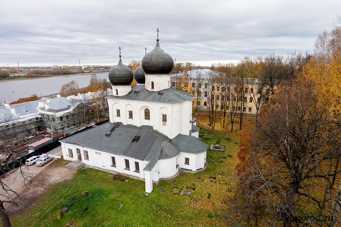 Антониjев манастир у Новгороду