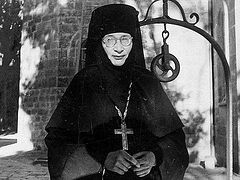 “Our Wise Amma”. Arab Nuns of the Convent of the Mount of Olives Share Their Memories of Abbess Tamara