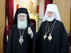 “I recognize only one Church in Ukraine, headed by Met. Onuphry,” Pat. of Jerusalem tells Met. of Belarus