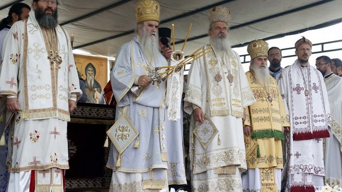 Прослава два велика црквена јубилеја у Петровој Цркви у Старом Расу