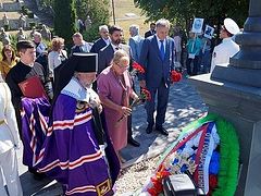 В Симферополе почтили героев Крымской войны