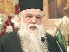 Met. Ambrose of Kalavryta: “Decision of the Ecumenical Patriarch is leading to a schism”