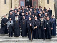 Vast majority of clergy of Western European Archdiocese follow Abp. John into Russian Church