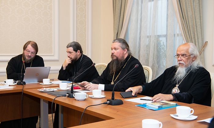 В Москве обсудили вопросы пастырского попечения о священнике в кризисной ситуации