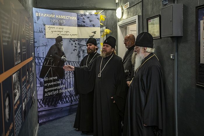 В Псково-Печерском монастыре открылась выставка, посвященная архимандриту Алипию (Воронову)