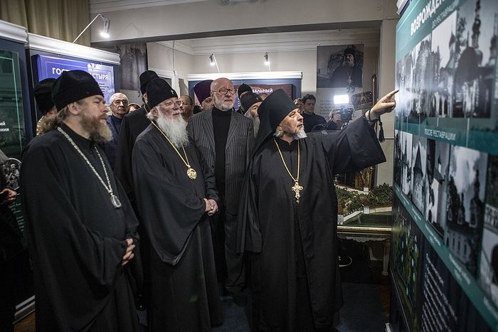 В Псково-Печерском монастыре открылась выставка, посвященная архимандриту Алипию (Воронову)