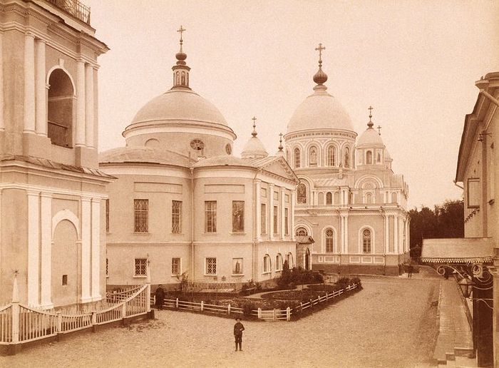 Покровский монастырь до революции