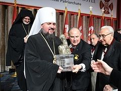 Constantinople group gives human rights award to Epiphany as his church continues to persecute Ukrainian faithful