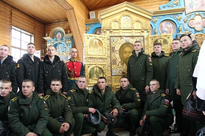 В Благовещенскую епархию принесена главная икона Вооруженных сил России «Спас Нерукотворный»