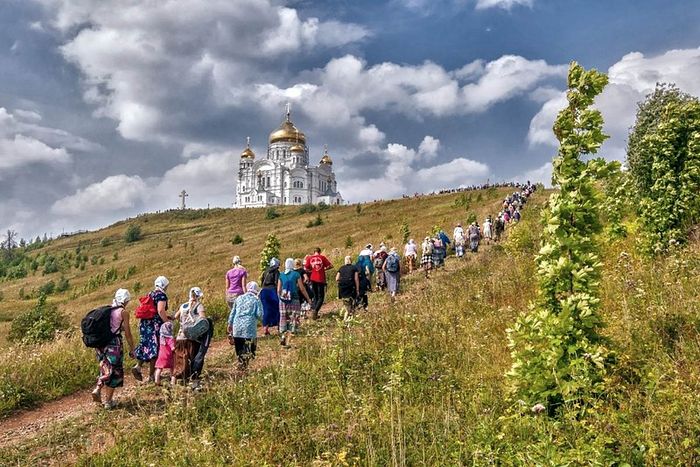 В России вступил в силу закон, закрепляющий статус паломника