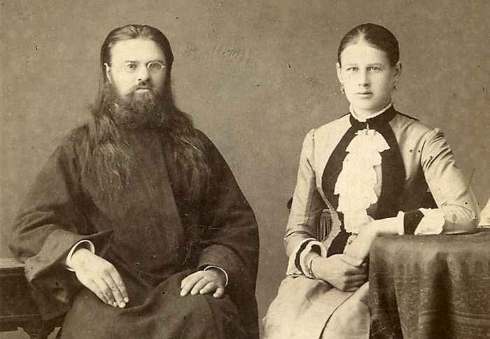 Прапрадедушка епископа Саввы ­— cвященник Николай с матушкой Фото tutunov.org