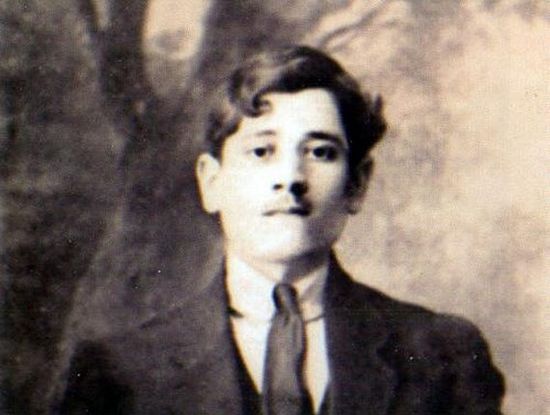 The future Geronda Joseph in his youth. Athens, 1920s. Photo: theodromia.blogspot.com