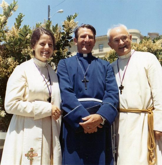 Пол Блайтон (справа), основатель «Священного ордена МАНС». Фото: Facebook